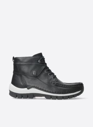 0472524 Jump Winter Black white