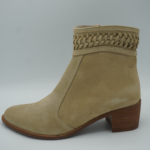 A8351 Laarsje werkje schacht beige AQA