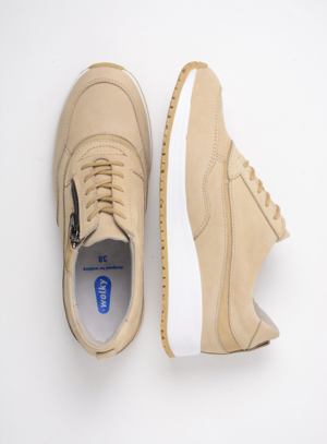 0227811 sprint antique nubuck beige Wolky