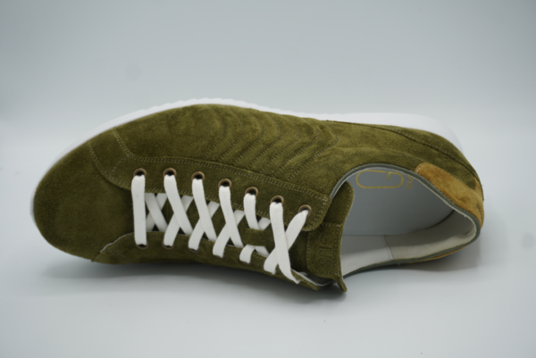 2122 Khaky groene sneaker Gijs