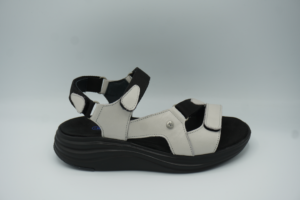 0565030 Cirro savannah sandaal off white Wolky