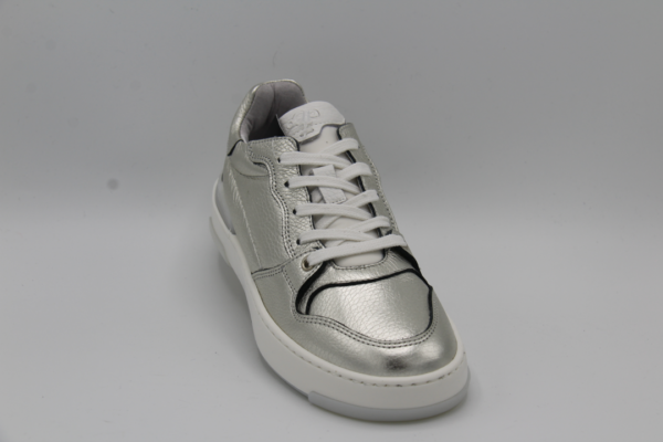 A7700 zilveren sneaker AQA