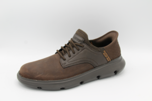 205046/choc Garza gervin slip in donker bruin Skechers