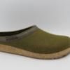 713001 Torben olijf groene pantoffel Haflinger