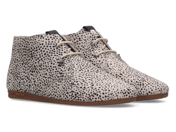 Maruti Gimlet hairon print pixel