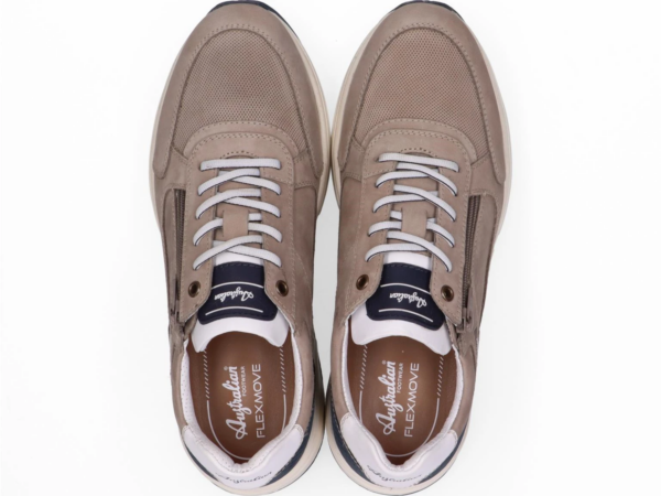 Australian Discover taupe