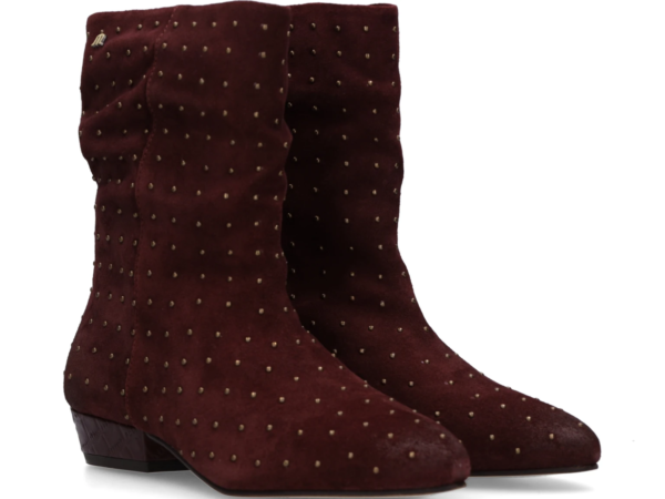 Maruti Armina dark brown studs